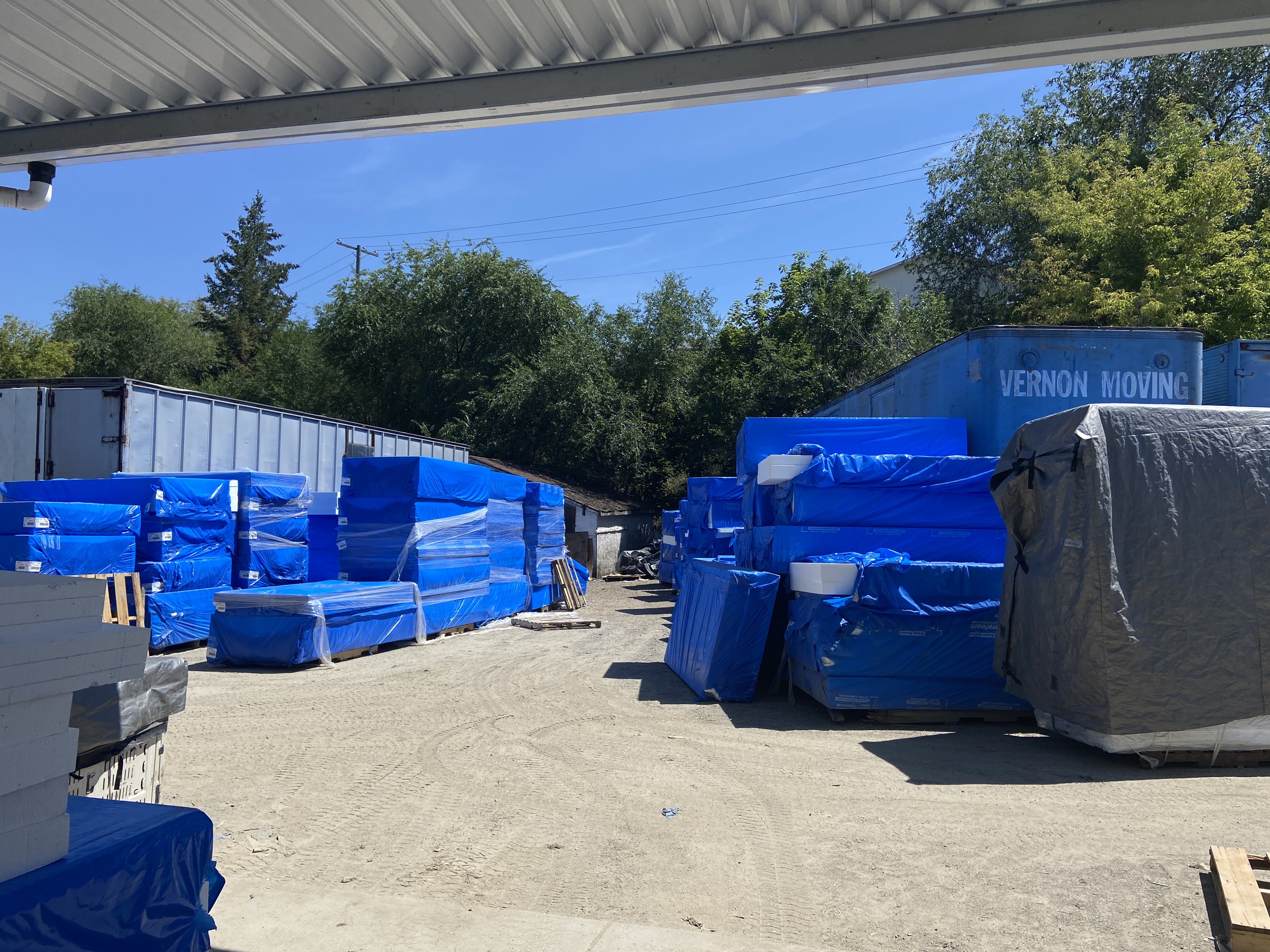 La compactadora de poliestireno hace que el reciclaje sea más eficiente y económico